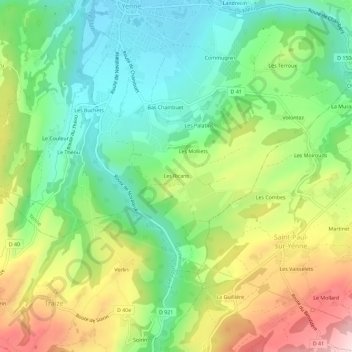 Mappa topografica Les Ricans, altitudine, rilievo