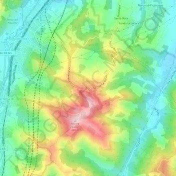 Mappa topografica Montecalvo, altitudine, rilievo